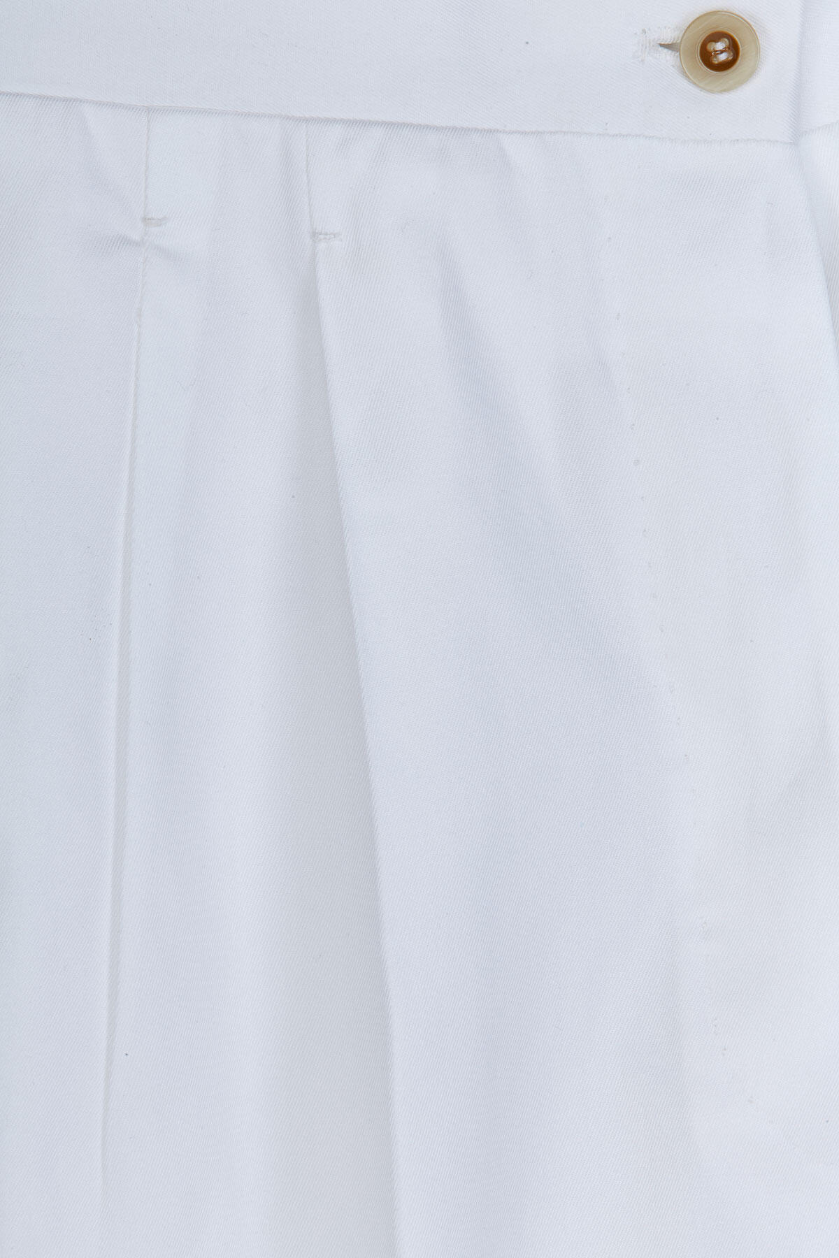detailed view of the side pocket